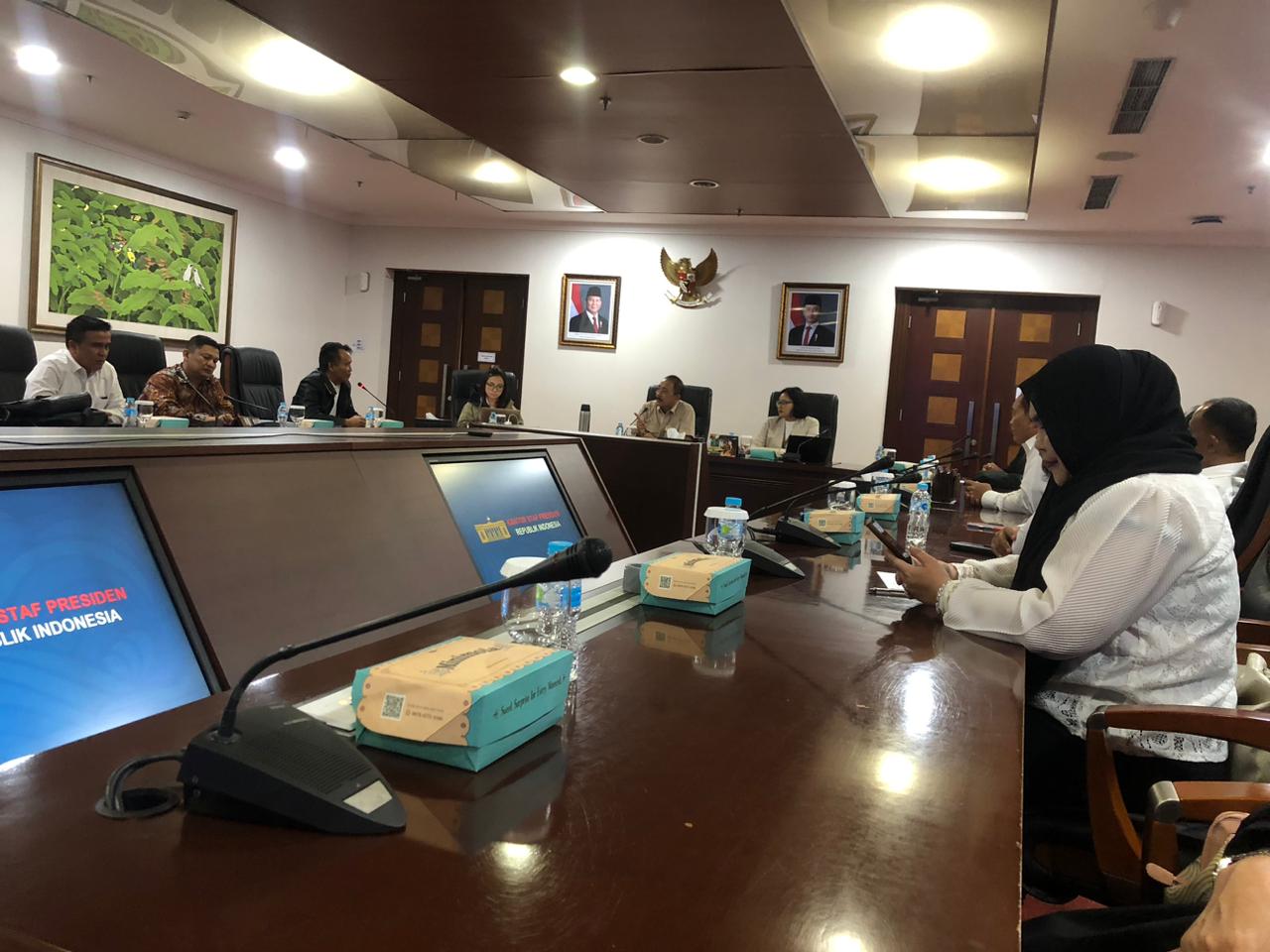 Mempersiapkan Mental Anak Masuk Sekolah Baru